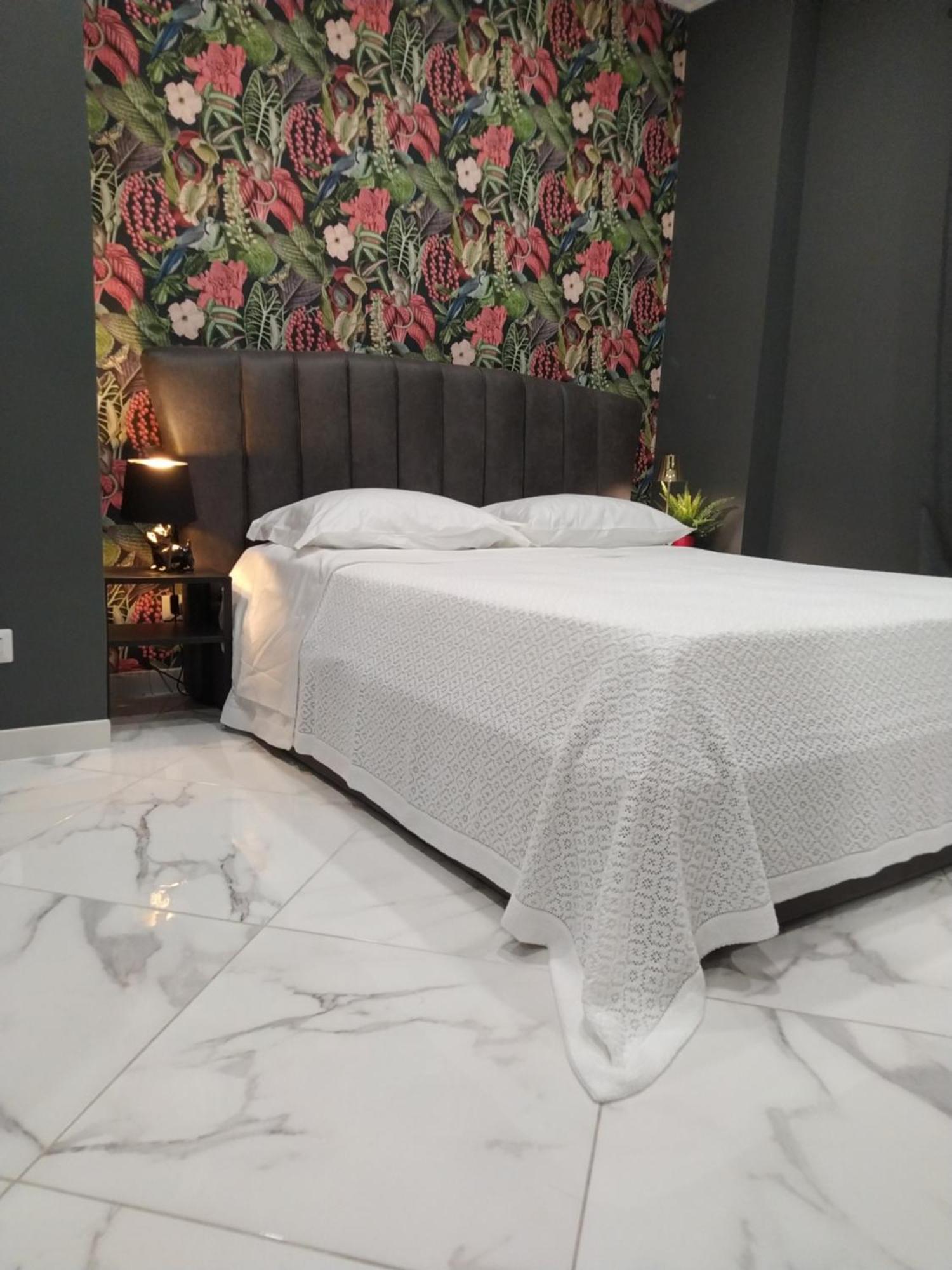 Linda'S Guest House Рим Экстерьер фото