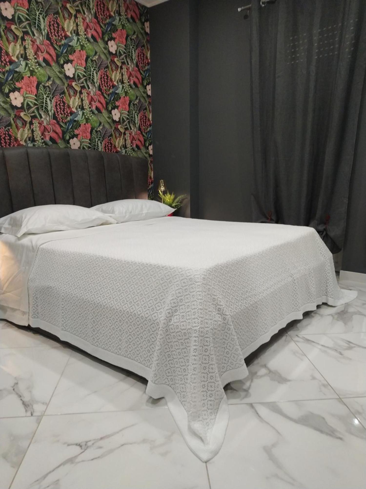 Linda'S Guest House Рим Экстерьер фото